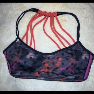 Lululemon sports bra (size 6)